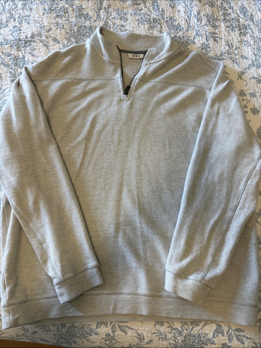 Men's Light Gray Half-Zip Sweater Pullover